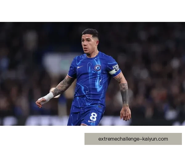 英超伊普斯维奇续约莫西，状态稳健引发关注