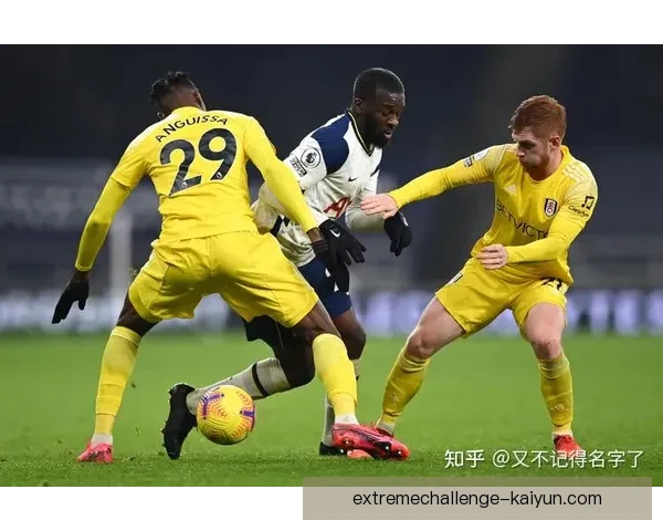 英超霍伊别尔状态回暖，热刺争夺前四前景乐观