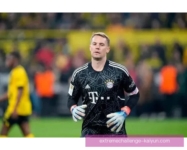 诺伊尔与库尔图瓦本赛季状态对比：经验与反应力的持续较量